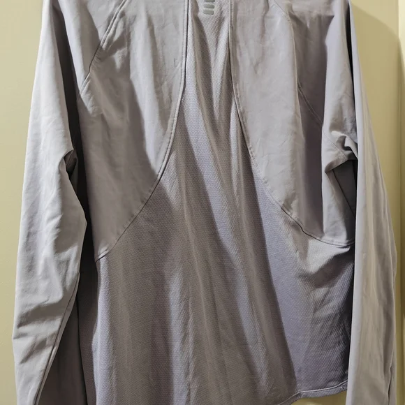 Women's Under Armour Lilac Long Sleeve Shirt - Picture 3 of 4